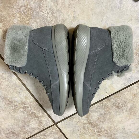 Skechers Boots 7.5 On The Go Winter Chill Gray Suede Leather Lace Up Ankle - Picture 7 of 11